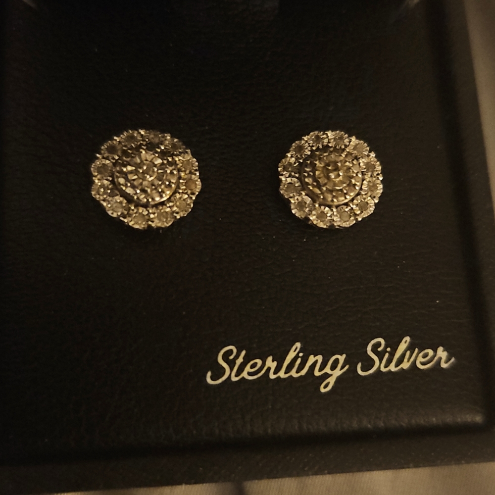 Multi-Halo Diamond 925 Stud Earrings - 1/10 carat t.w.
